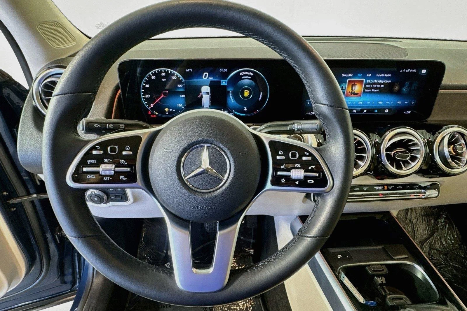 Used 2022 Denim Blue Metallic Mercedes-Benz GLB 250 image 11
