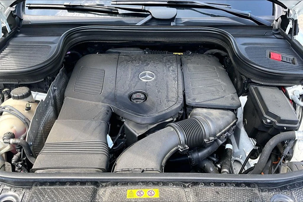 Certified Used 2024 White Mercedes-Benz GLE 350 image 9