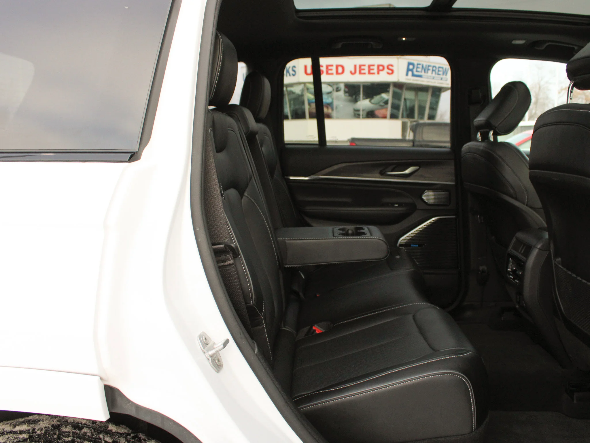Certified Used 2023 White Jeep Overland * McIntosh | Hybrid | Heated Seats | Nappa Leather | Adaptive Cruise | Apple CarPlay image 19