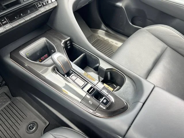 Used 2025 Black Toyota XLE image 25
