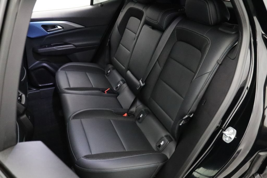 2024 Chevrolet Equinox EV LT - Photo 12