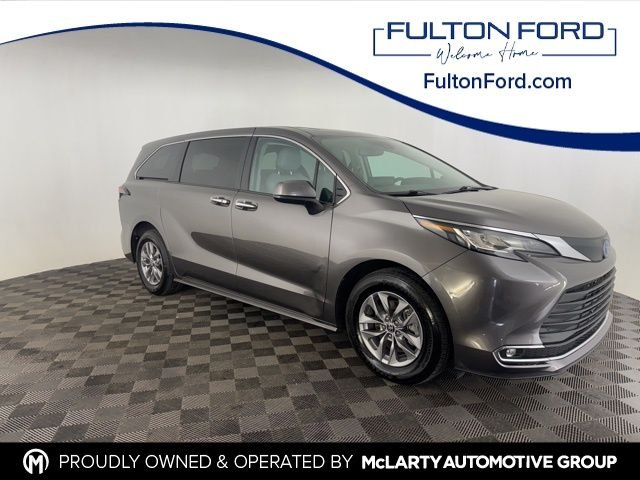 2023 Toyota Sienna XLE