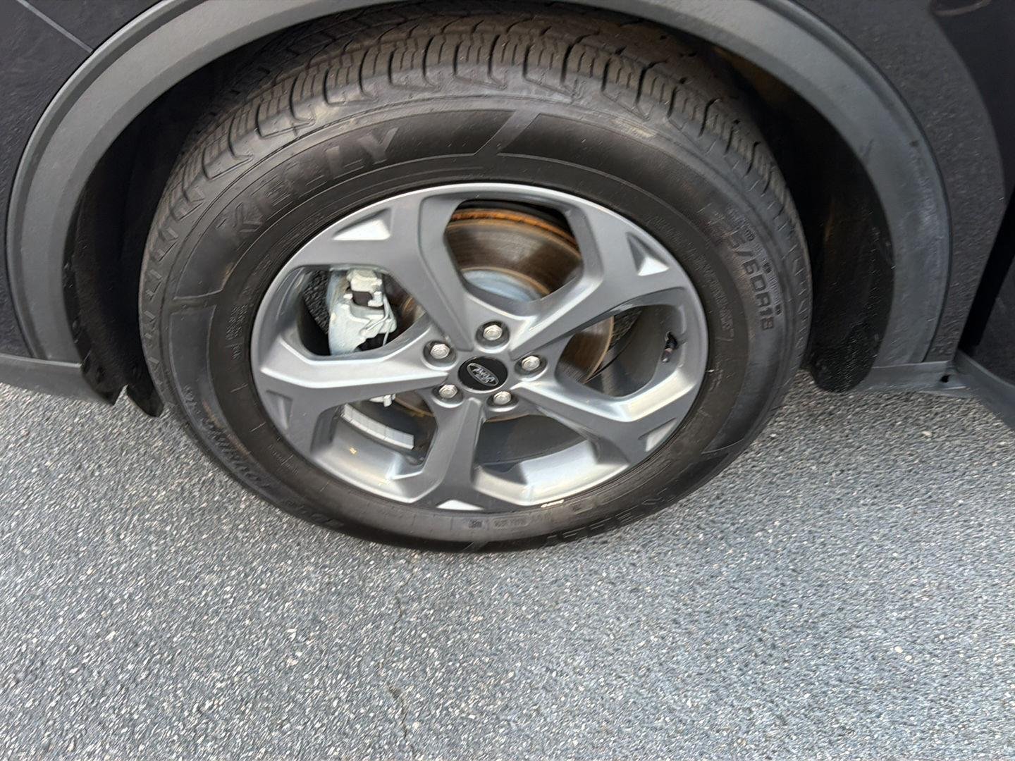 Used 2025 Carbonized Gray Ford ST-Line image 34