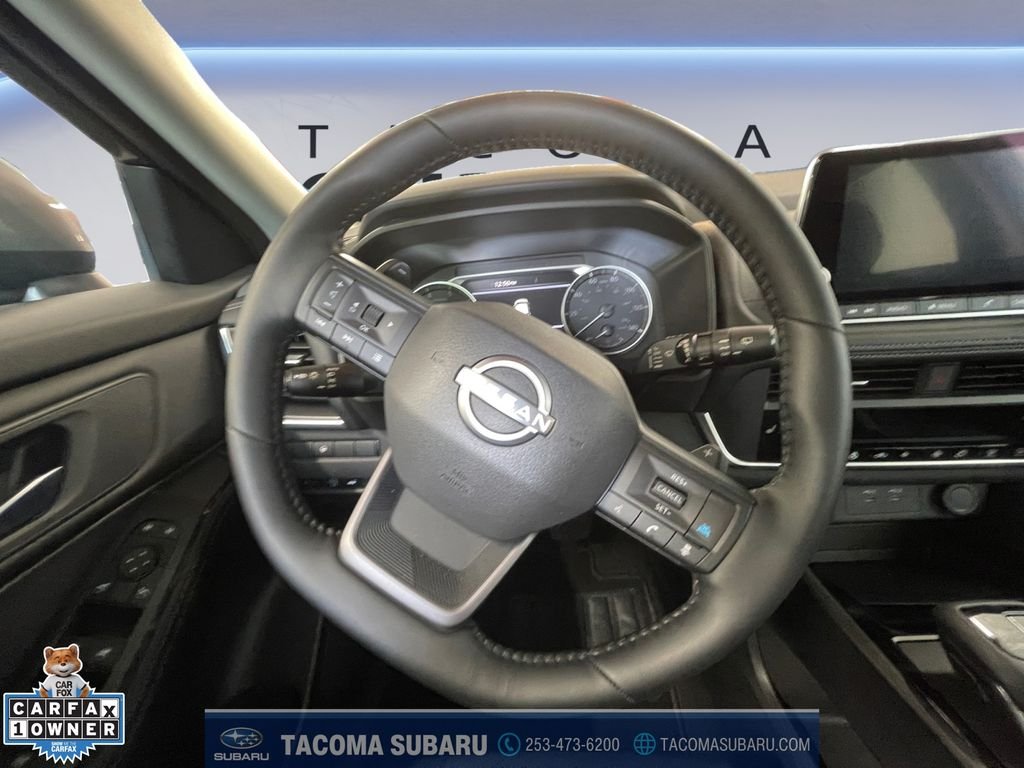 Used 2025 Gray Nissan SV image 13