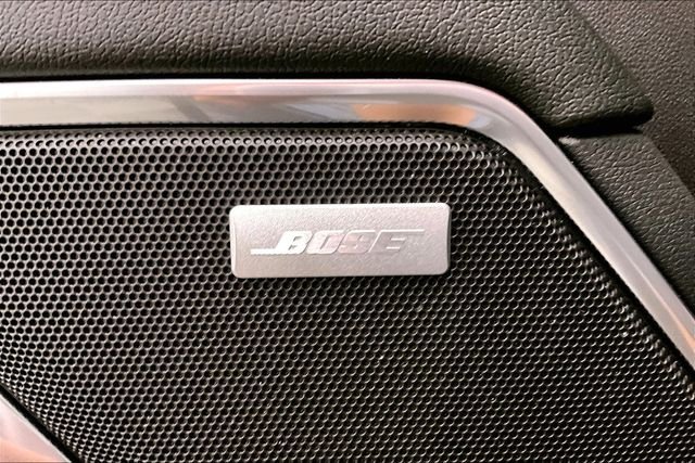 Used 2024 Downpour Metallic GMC Elevation image 40