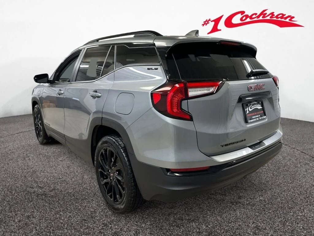 Used 2023 Sterling Metallic GMC SLE image 23