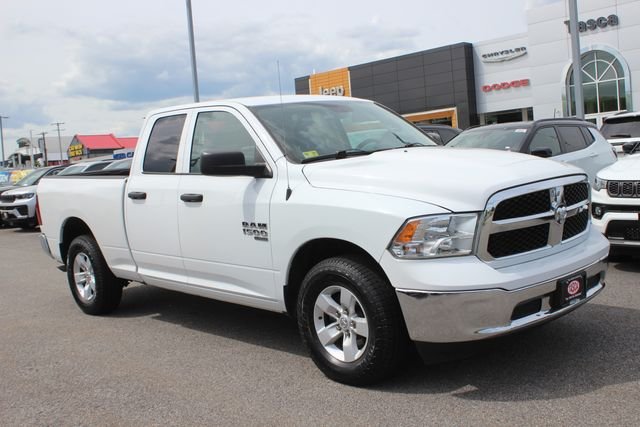 2024 Ram 1500 Classic SLT