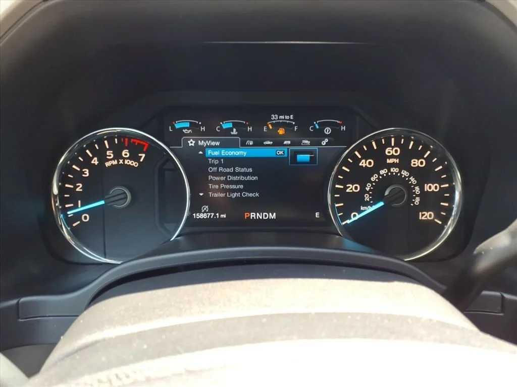 Used 2018 Red Ford Lariat image 13