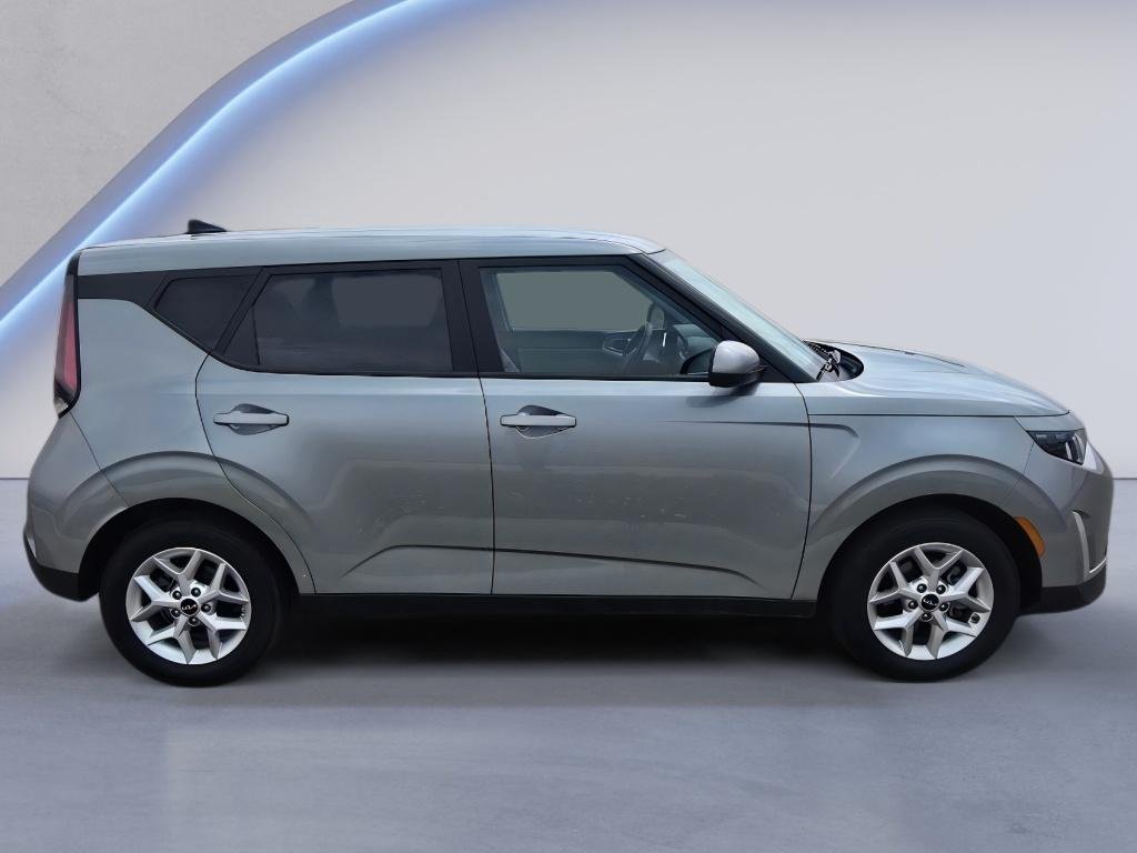Used 2025 Gray Kia LX image 6