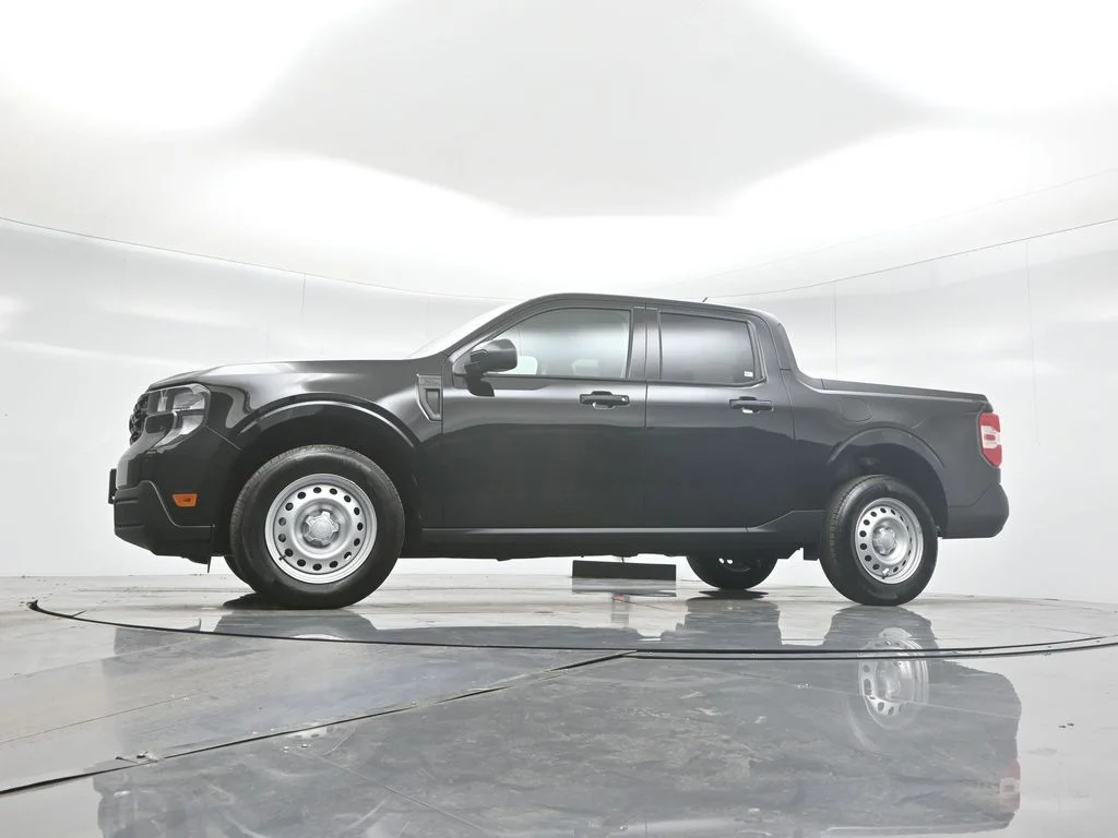 Used 2025 Black Ford XL image 7