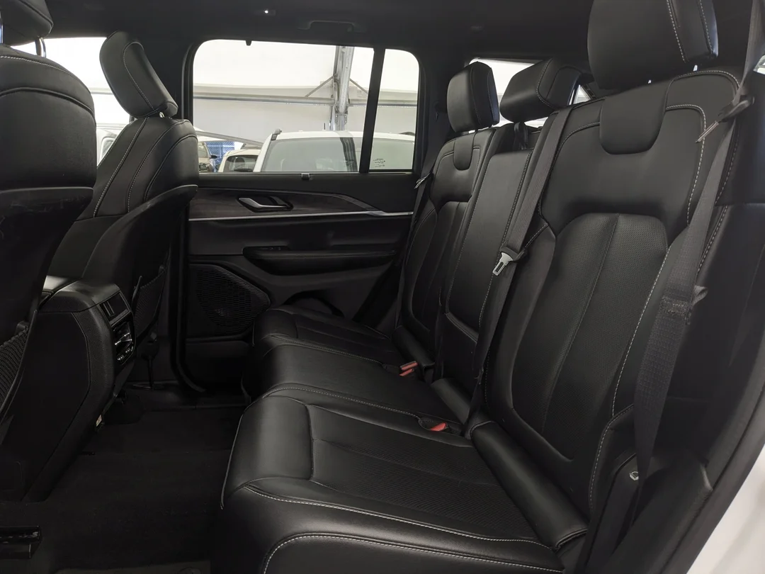 Certified Used 2024 White Jeep Limited - - 4x4 - Luxury Tech II - Black Appearance - Command View Sunroof & More! image 29