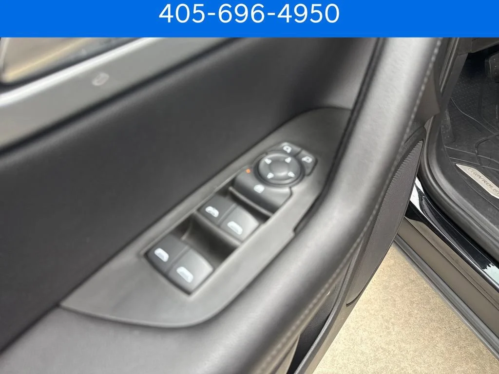 Pre-Owned 2020 Chevrolet Blazer LT