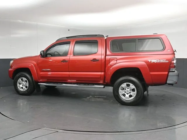 Used 2013 Red Toyota Base image 2