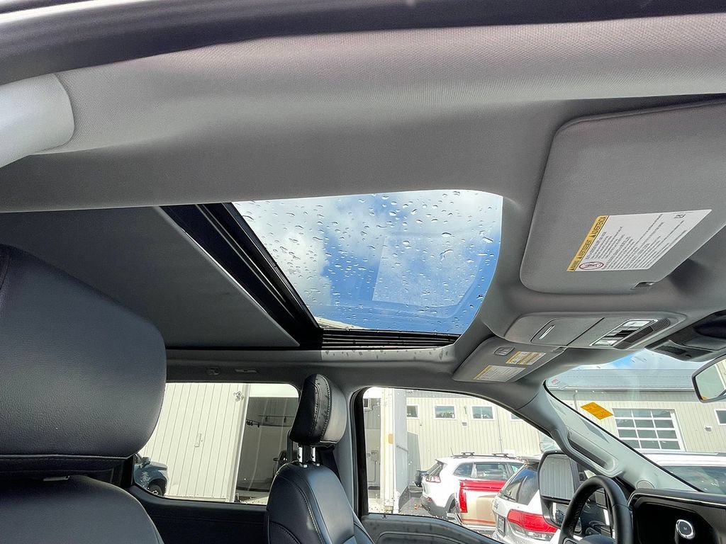 Used 2025 Blue Ford XL image 24