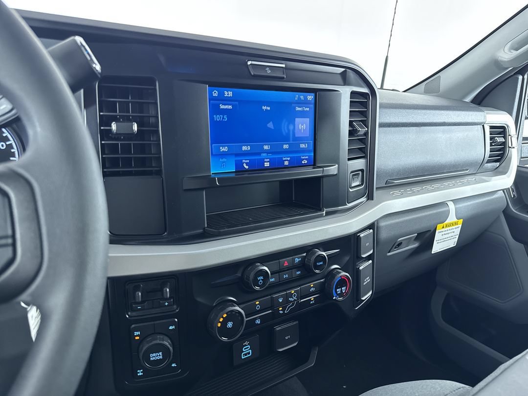New 2026 Carbonized Gray Metallic Ford XLT image 18