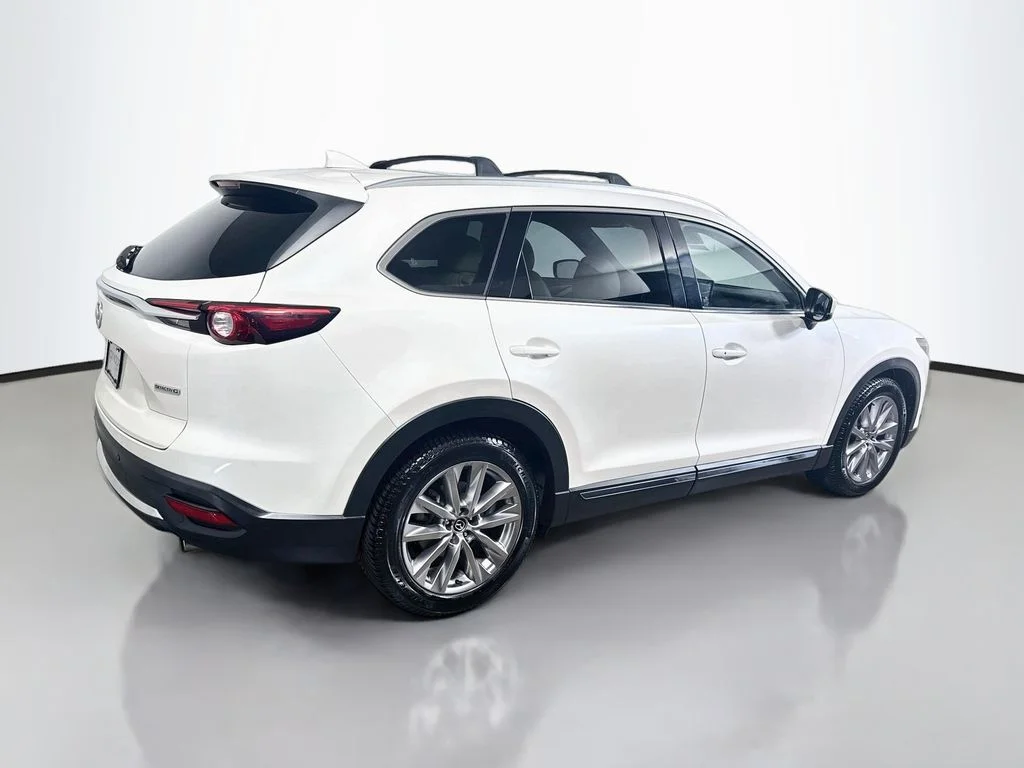 Used 2020 Snowflake White Pearl Mica Mazda Grand Touring image 7
