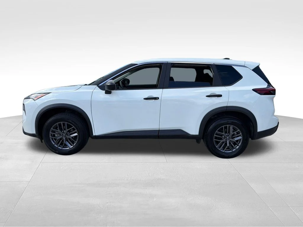 Certified Used 2024 White Nissan S image 4