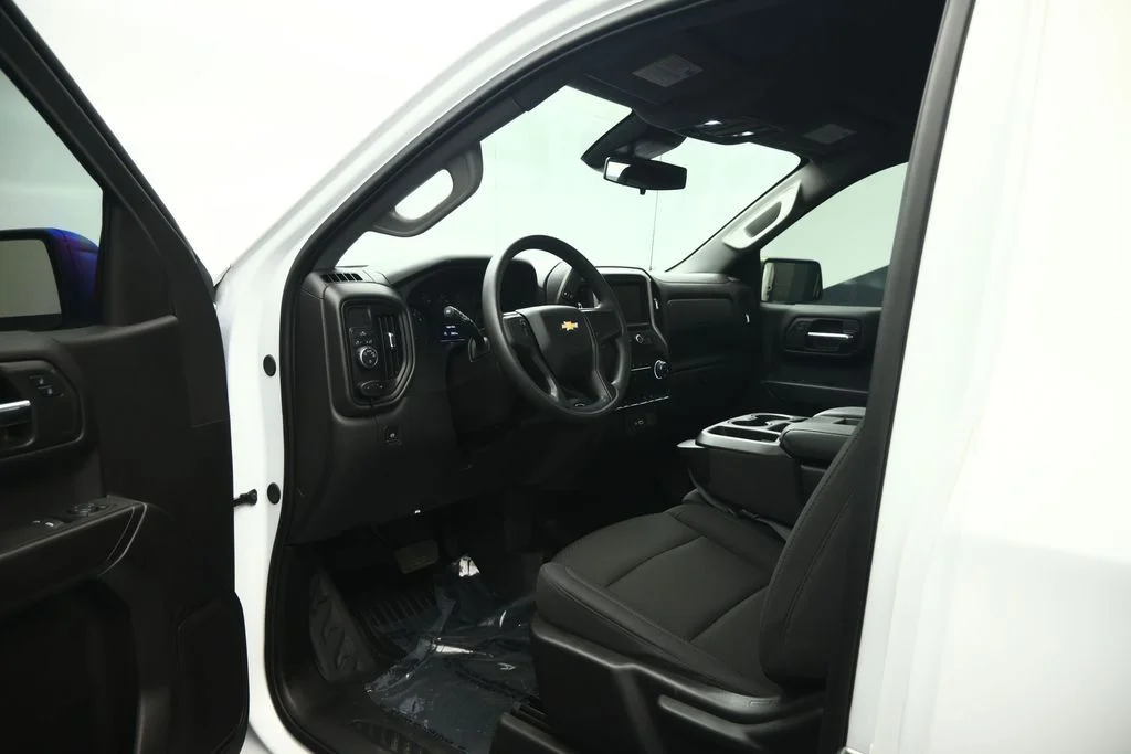 Used 2024 White Chevrolet WT image 5