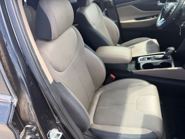 Used 2019 Black Hyundai SE image 19