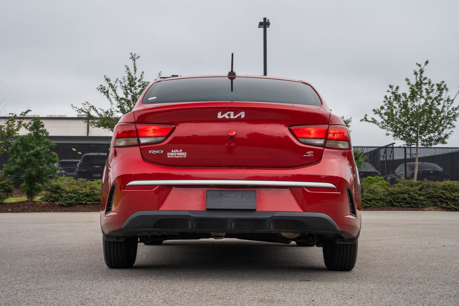 Used 2023 Red Kia S image 6