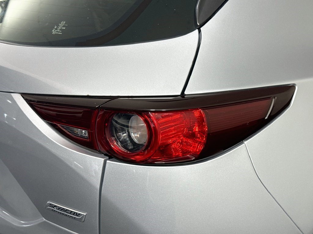 Used 2019 Sonic Silver Metallic Mazda Sport image 30