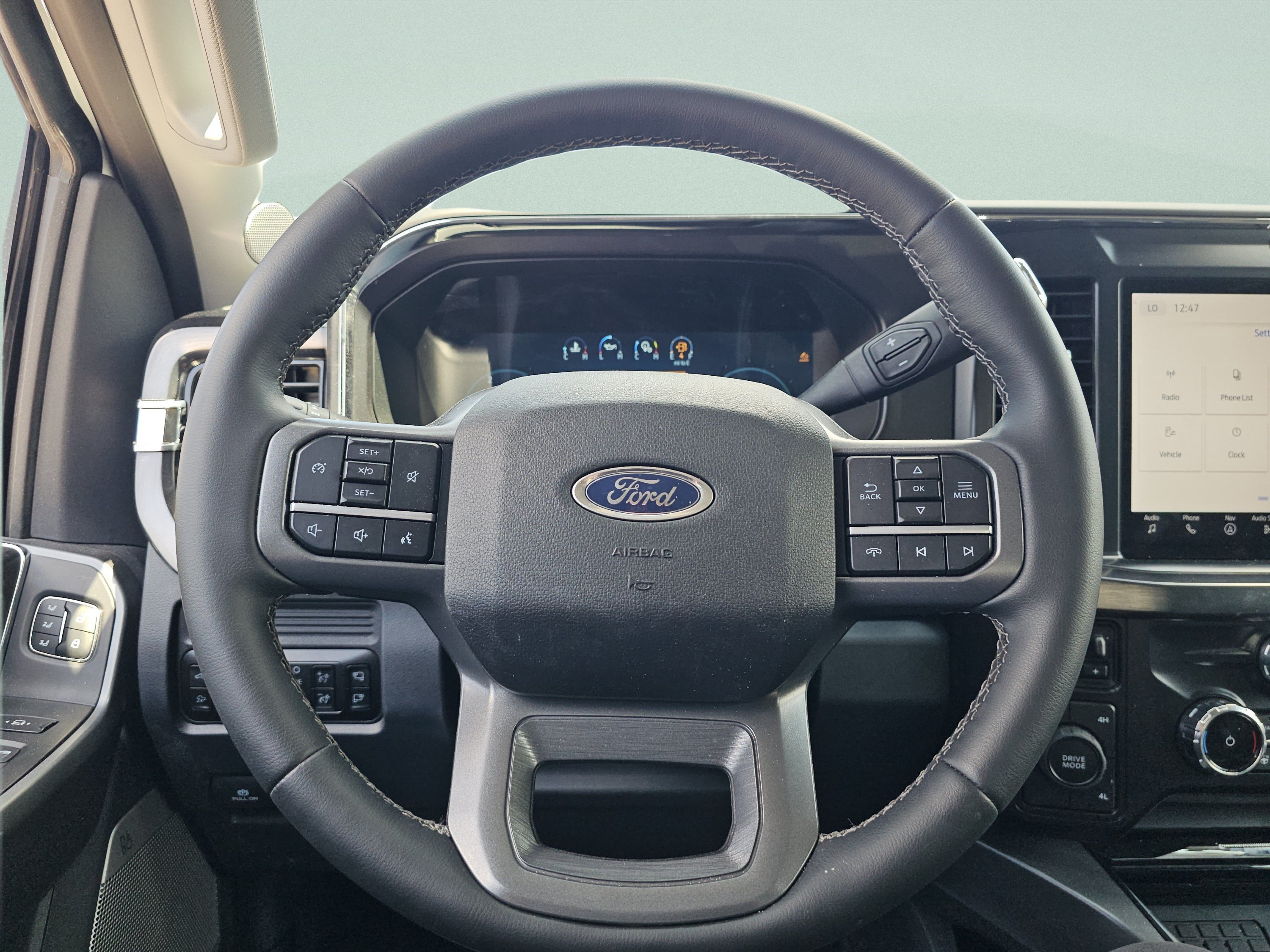 Used 2026 Oxford White Ford Lariat image 33