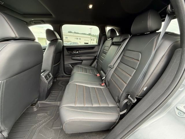 Used 2023 Lunar Silver Metallic Honda Sport Touring image 11
