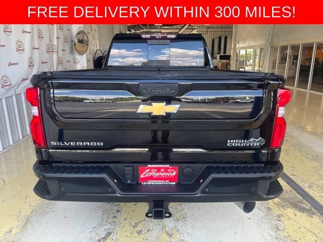 Certified Used 2022 MOSAIC BLACK METALLIC Chevrolet High Country image 35