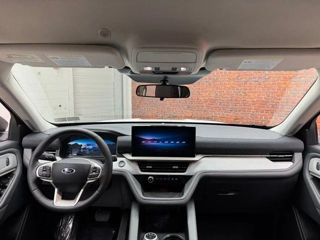 New 2026 Star White Metallic Tri-Coat Ford Active image 12