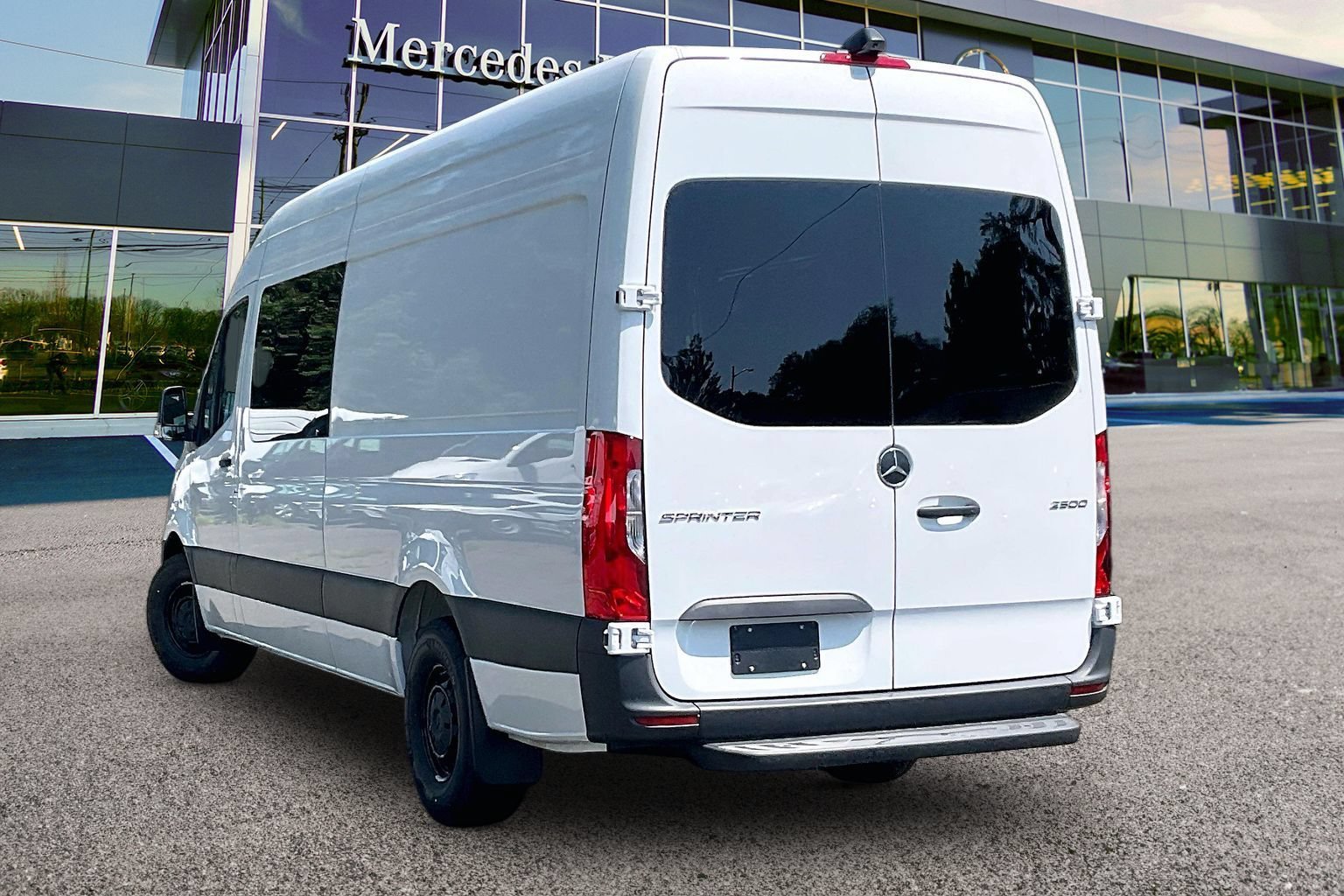 New 2026 Arctic White Mercedes-Benz Crew 170 WB image 15