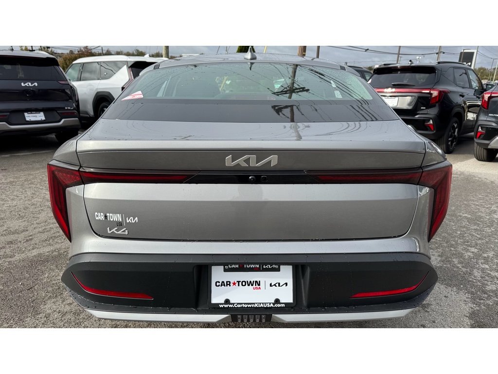 2025 Kia K4 EX photo 3