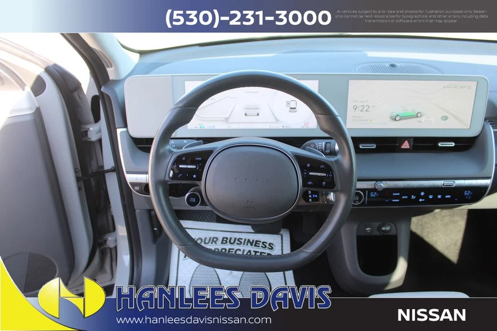 Used 2024 Gray Hyundai SEL image 19