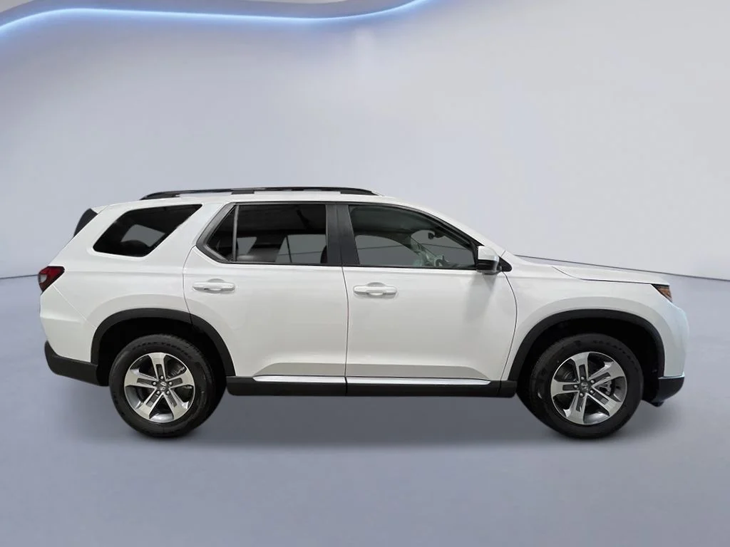 New 2026 Platinum White Pearl Honda EX image 7
