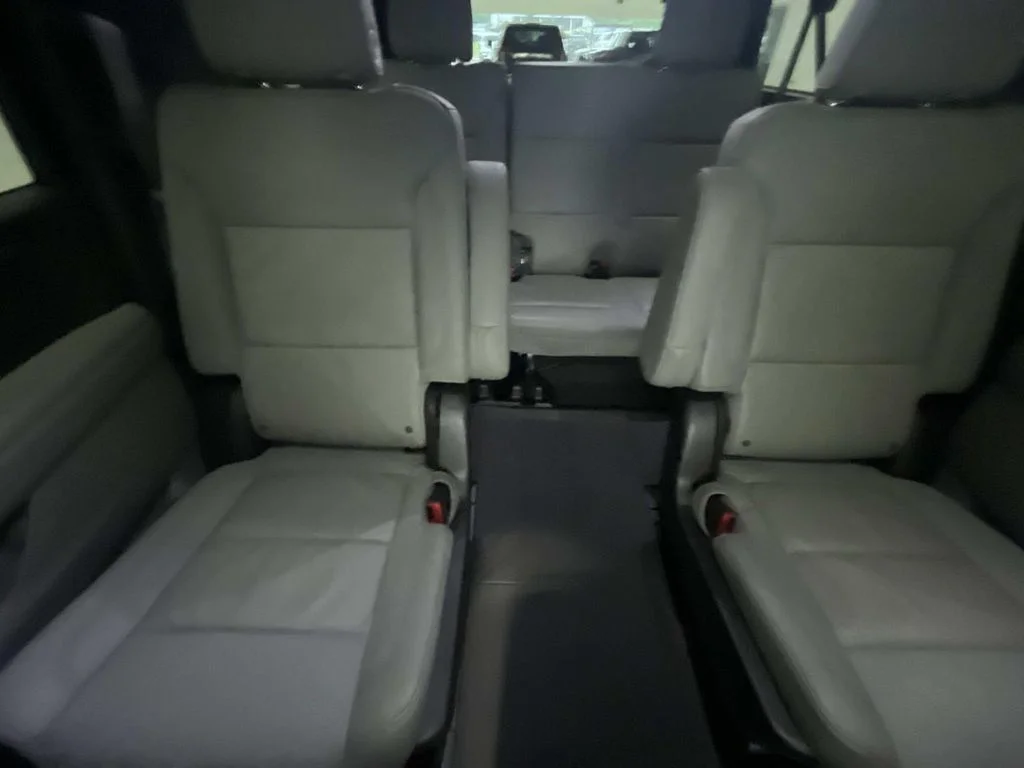 Used 2025 Summit White Chevrolet LT image 29