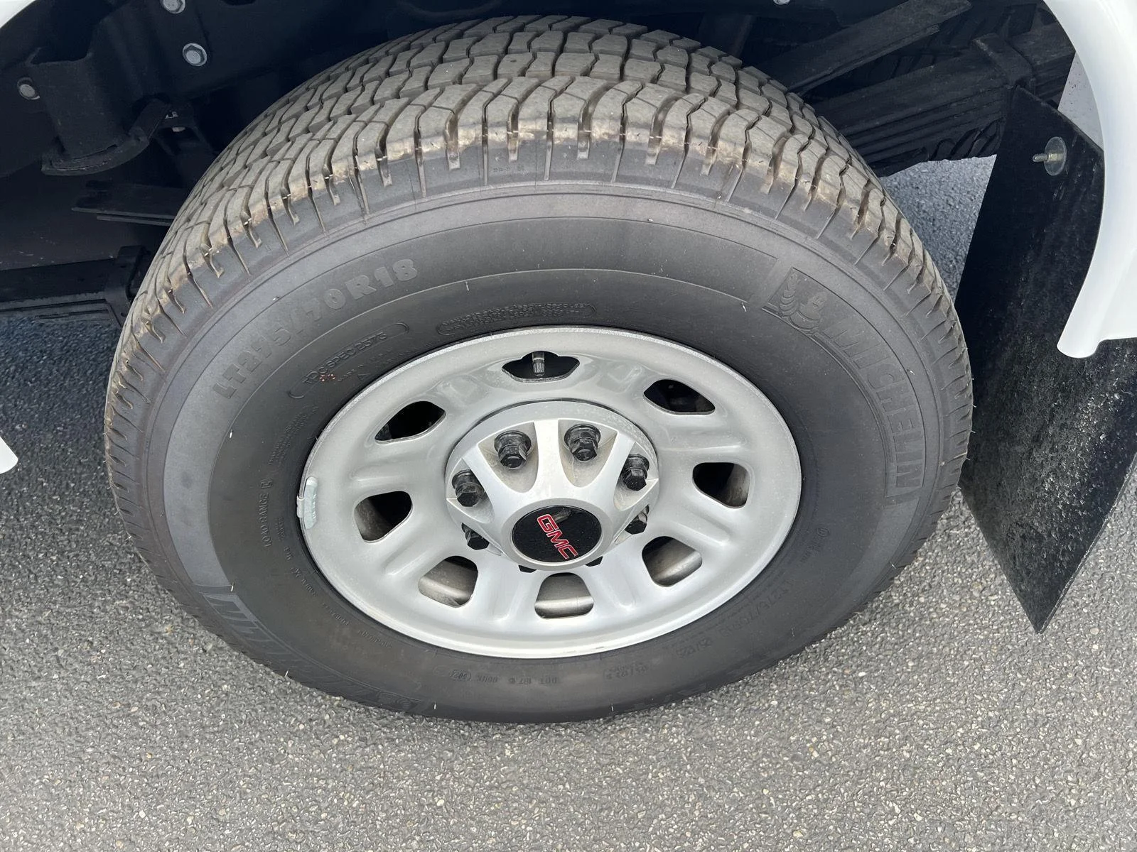 2025 GMC Sierra 3500HD Pro - Photo 13