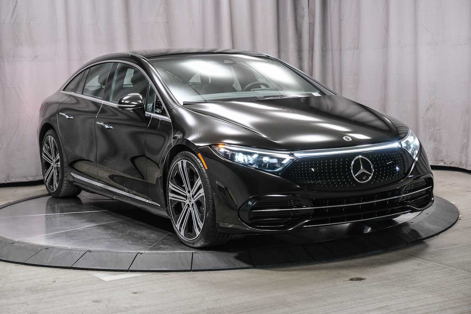 Certified Used 2022 Onyx  Black Metallic Mercedes-Benz EQS 450+ image 5
