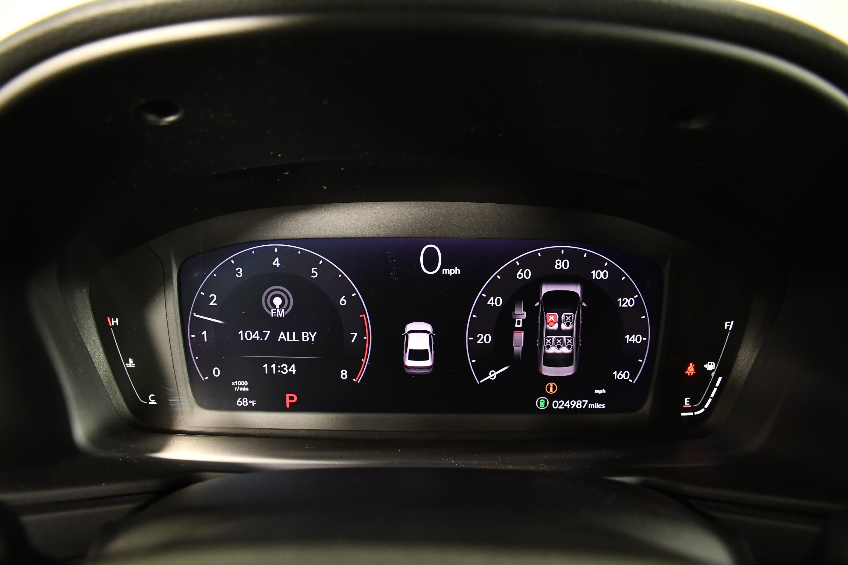 Certified Used 2024 Solar Silver Metallic Honda LX image 18