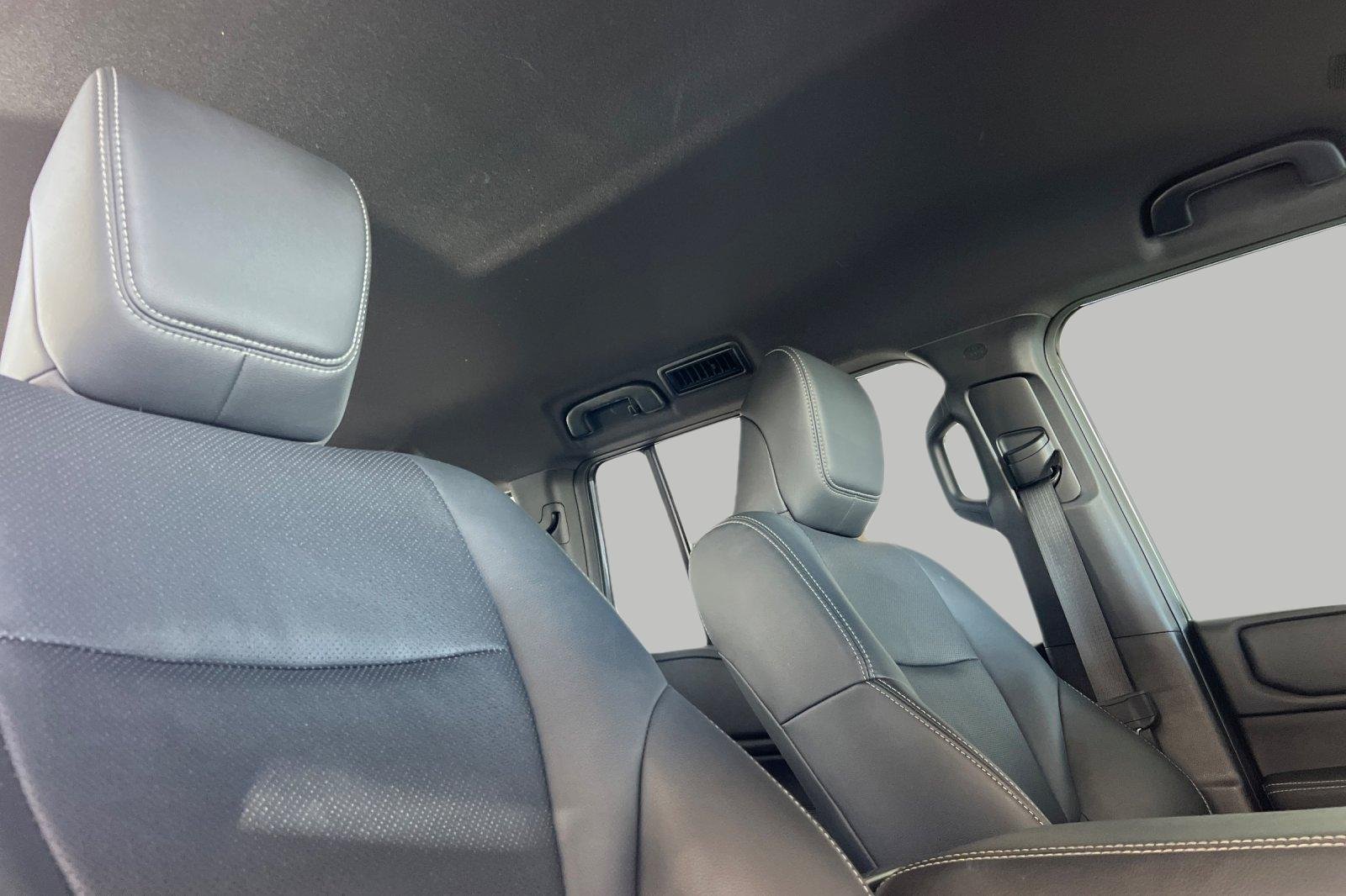 Used 2024 UNDERGROUND Toyota Base image 21