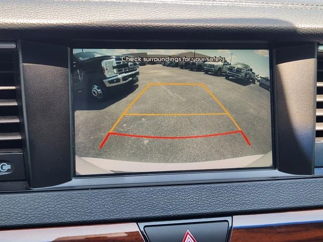 Used 2018 Snow White Pearl Kia Premium image 18