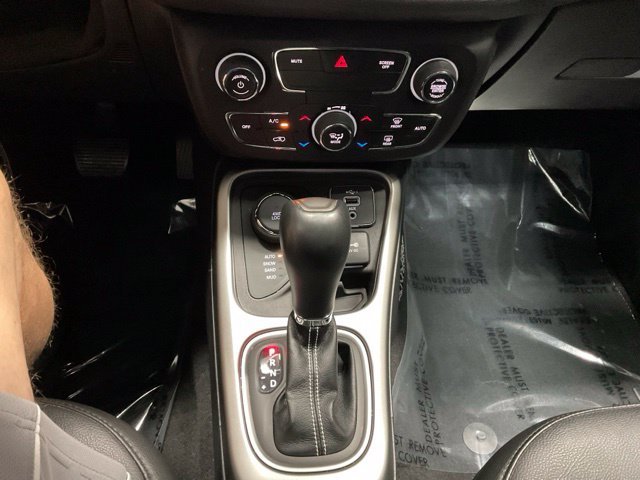 Certified Used 2021 Crystal Metallic Jeep 80th Special Edition image 36