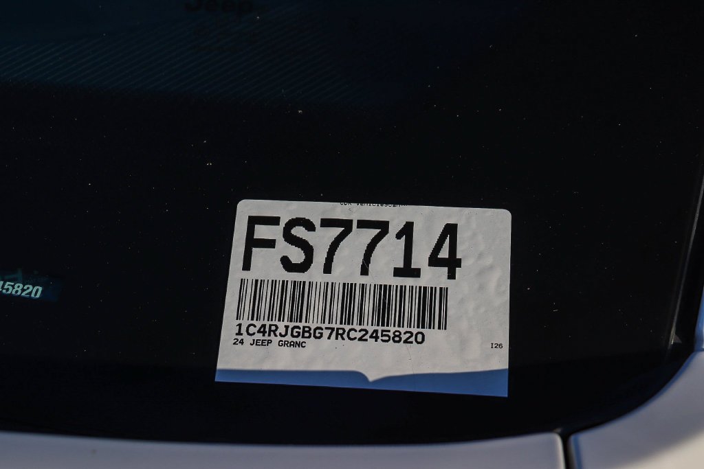 Used 2024 Bright White Clearcoat Jeep Limited image 30
