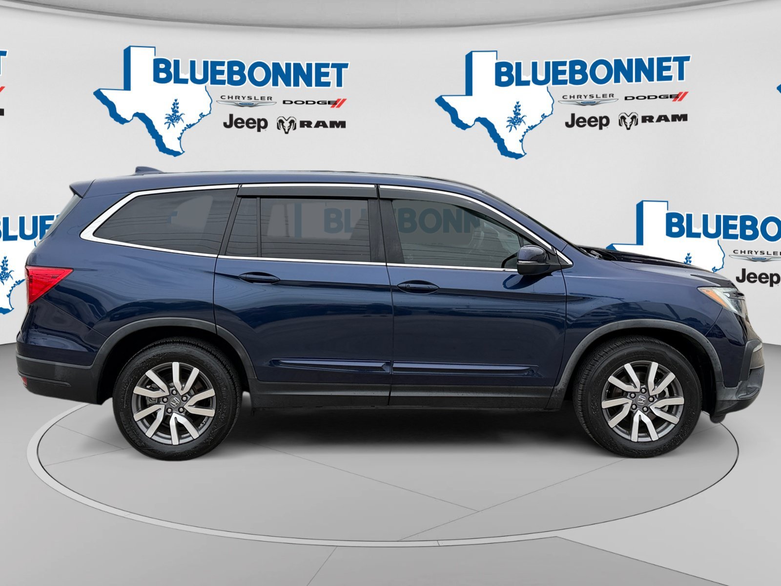 Used 2019 Blue Honda EX image 4