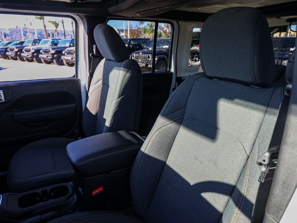 New 2026 Bright White Clear-Coat Exterior Paint Jeep Willys image 13