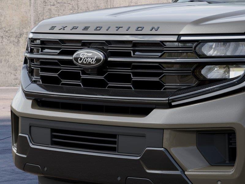 New 2027 Marsh Gray Ford Platinum image 10