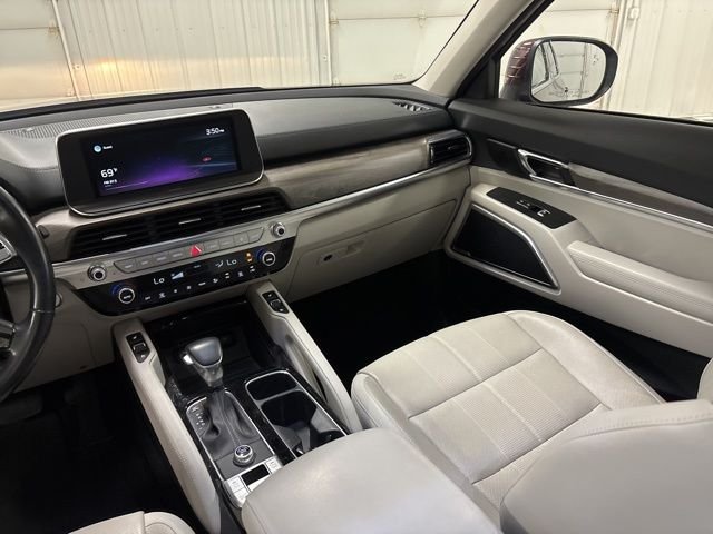 Used 2021 Purple Kia EX image 14