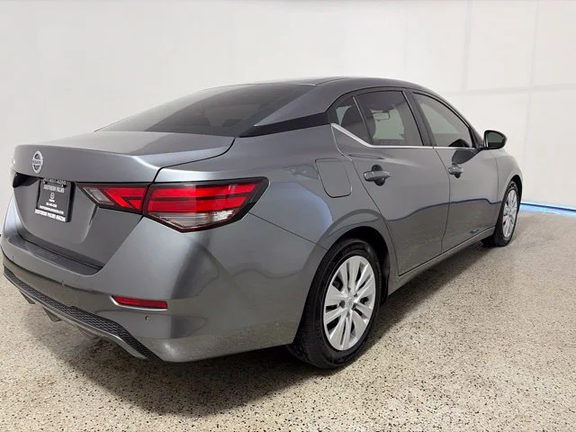 Used 2023 Gray Nissan S image 7