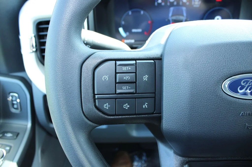 New 2026 Carbonized Gray Metallic Ford F-250® XLT image 42