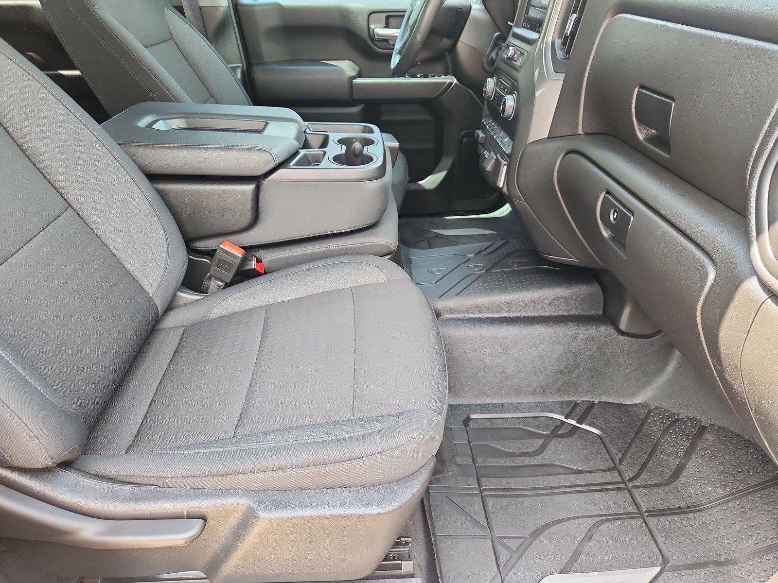 2025 Chevrolet Silverado 2500HD Custom - Photo 26