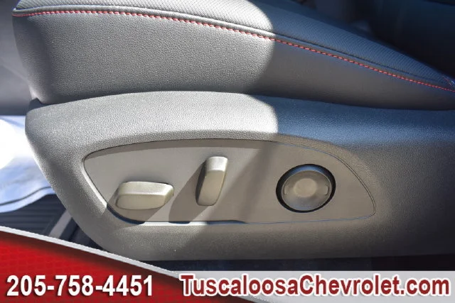 New 2026 Mosaic Black Metallic Chevrolet Z71 image 18