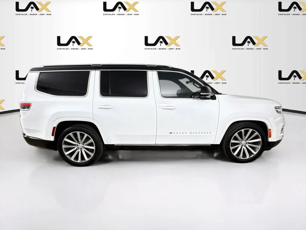 Used 2023 White Jeep Series II image 8